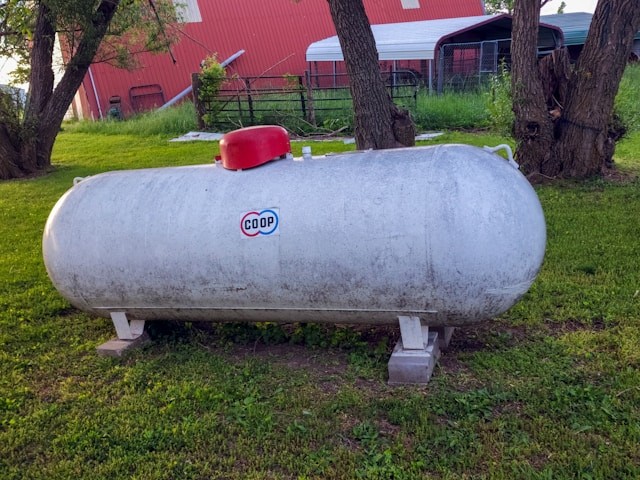 250 Gallon Propane Tank: Sizes, Prices & Buying Guide