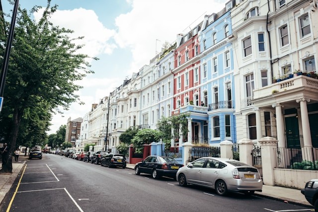 Big Motoring World Van Sales: Commercial Vehicle Solutions