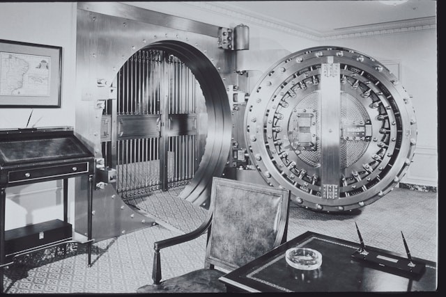 History and Background of First Mid Illinois Bank and Trust