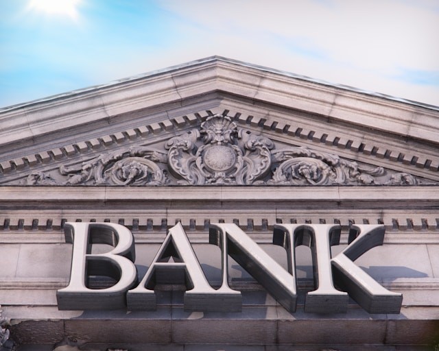 First Mid Bank Mobile App: Banking at Your Fingertips