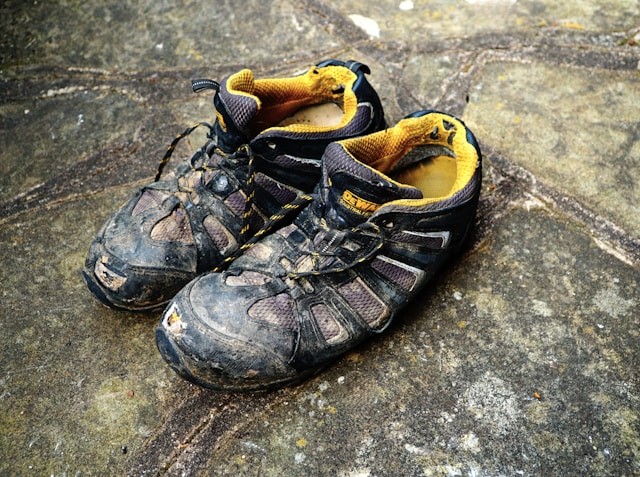Work Shoes: Durable and Safe